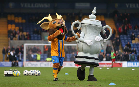 Football - Mansfield Town v Liverpool - FA Cup Third Round