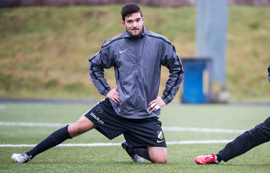 Leonard Zuta, Häcken