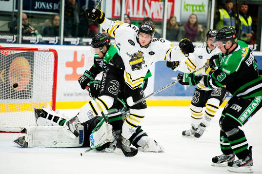 Nicklas Jensen, AIK, gör 2-1 i periodens sista sekund