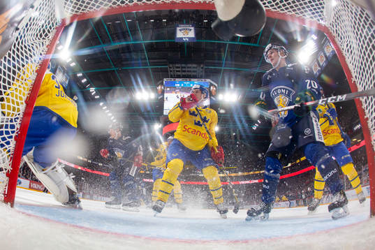 Viktor Lööv #50, SWE, Arttu Ruotsalainen #20, FIN