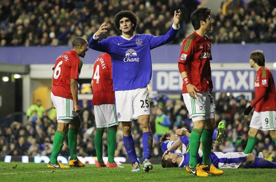 Football - Everton v Swansea City - Barclays Premier League