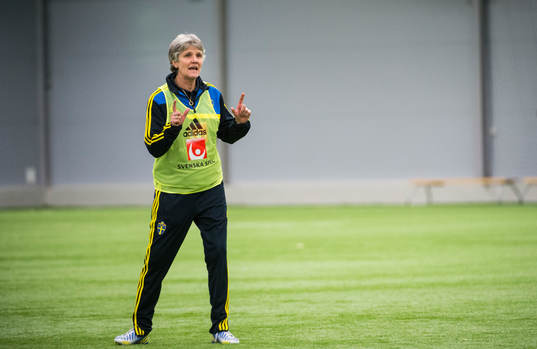 Pia Sundhage, förbundskapten
