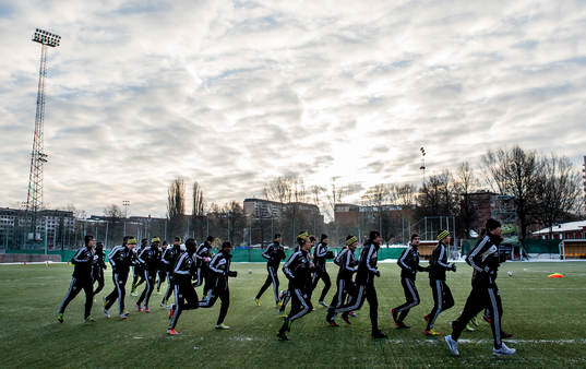 Bläddra bland fler bilder av Fotboll, Allsvenskan, AIK