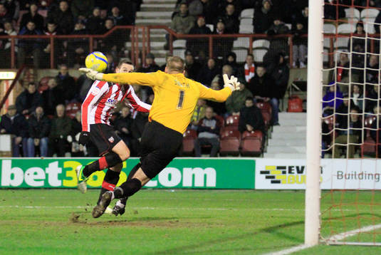 Football - Brentford v Southend United - FA Cup Third Round