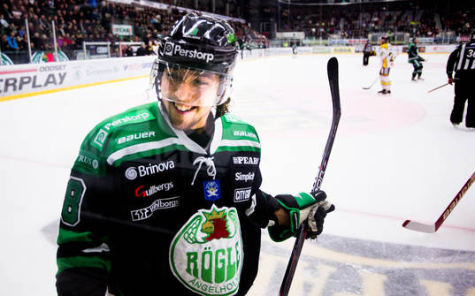 Alexander Lindqvist Hansen, Rögle, skrattar åt domaren