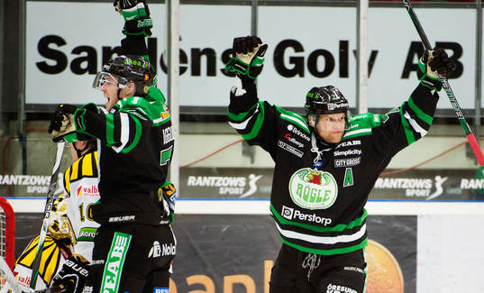 Mike Iggulden, Mathias Tjärnqvist, Rögle, jublar