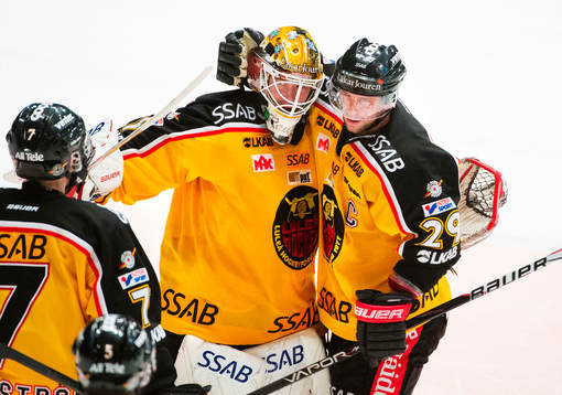 Bläddra bland fler bilder av Ishockey, Elitserien, AIK - Luleå