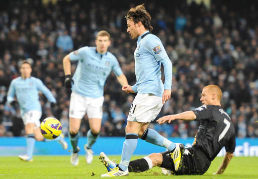 Football - Manchester City v Fulham - Barclays Premier