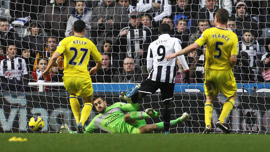 Football - Newcastle United v Reading - Barclays Premier