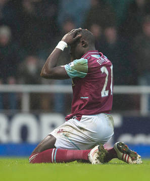 Football - West Ham United v Queens Park Rangers - Barclays