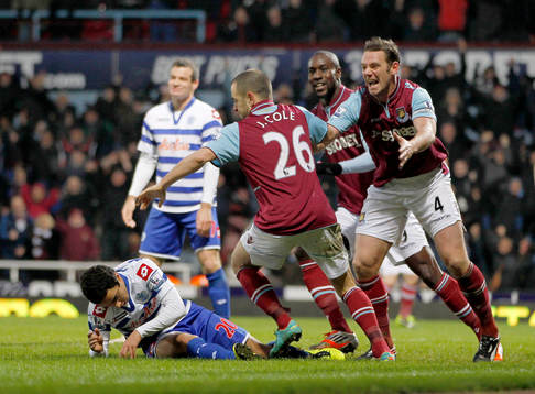 Football - West Ham United v Queens Park Rangers - Barclays