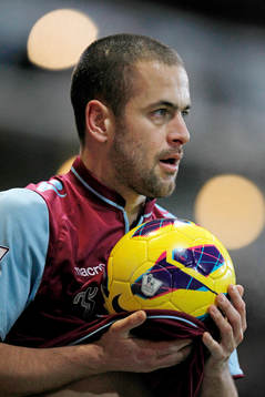 Football - West Ham United v Queens Park Rangers - Barclays