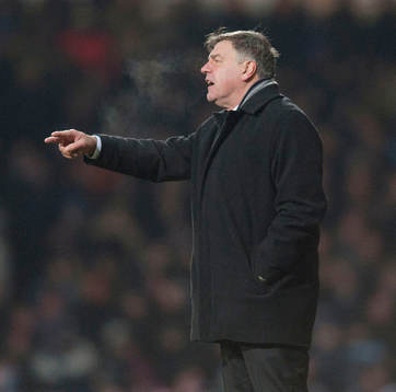 Football - West Ham United v Queens Park Rangers - Barclays