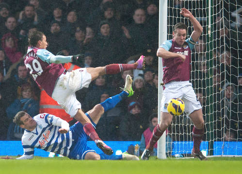 Football - West Ham United v Queens Park Rangers - Barclays