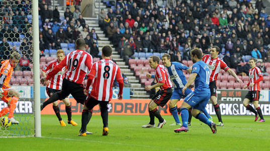 Bläddra bland fler bilder av Fotboll, Premier League, Wigan - Sunderland