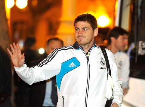 Bläddra bland fler bilder av Fotboll, La Liga, Real Madrid anländer till Westin Valencia