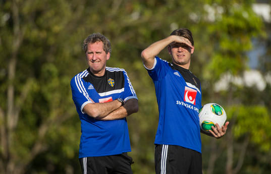 Erik Hamrén, förbundskapten och Marcus Allbäck, players