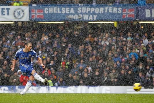 Football - Chelsea v Arsenal - Barclays Premier League  -