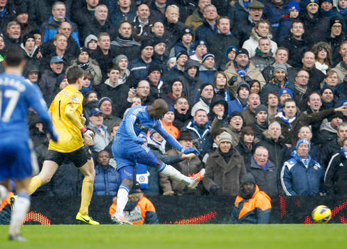 Football - Chelsea v Arsenal - Barclays Premier League  -