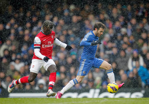 Football - Chelsea v Arsenal - Barclays Premier League  -