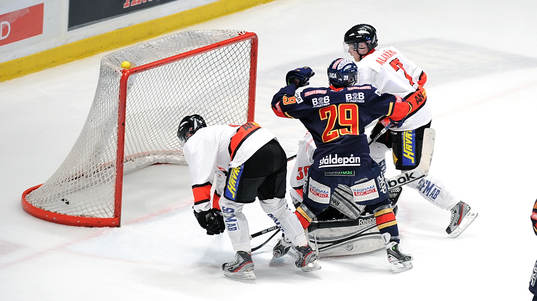nr 29 Janos Hari gjorde 5-1 målet