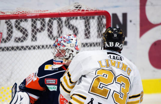 Avgörande straff, Jonas Liwing, AIK, placerar pucken i