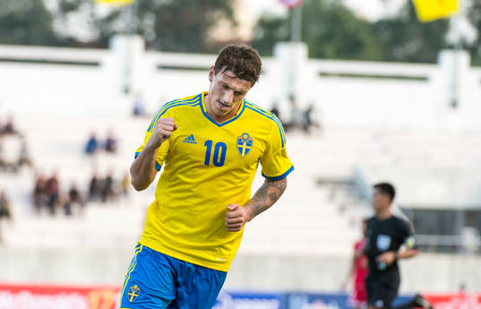 Erton Fejuzullahu, Sverige jublar