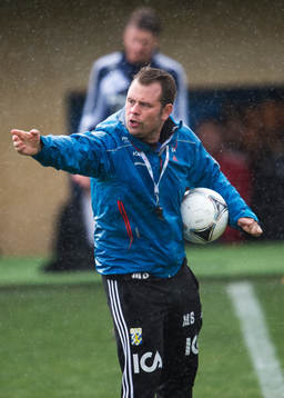 Träning torsdag morgon, Mikael Stahre, tränare IFK