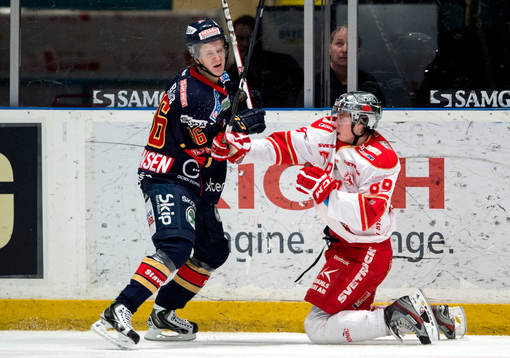 David Åslin, Troja knockar Marcus Sörensen, Djurgården