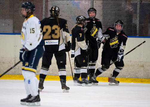 Matilda Norberg, HV71, deppar medan AIK och Lisa Johansson