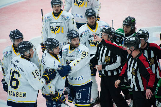 Slutsignal och bråk, Andreas Jämtin, HV71, visas ut 5 min