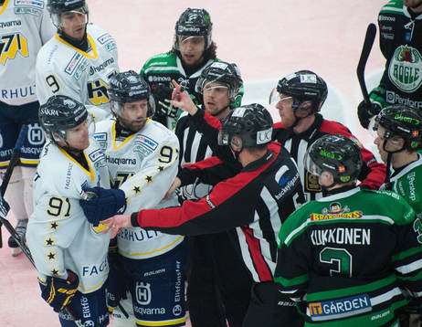 Slutsignal och bråk, Andreas Jämtin, HV71, visas ut 5 min