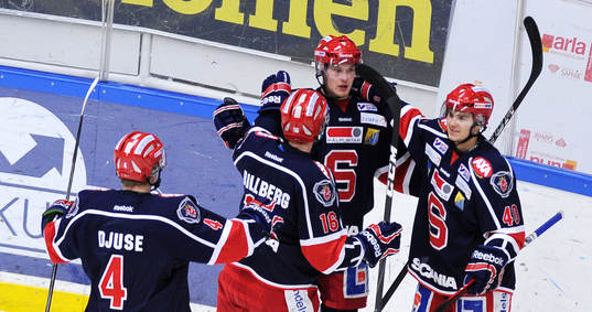 Jonas Engström, Södertälje, jublar