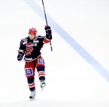 Andreas Hjelm avgörande straffskytt i Södertälje