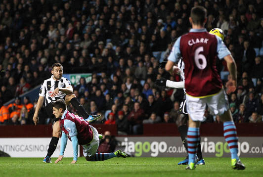 Football - Aston Villa v Newcastle United - Barclays
