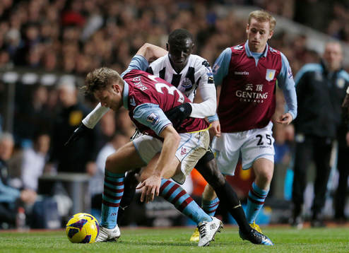 Football - Aston Villa v Newcastle United - Barclays