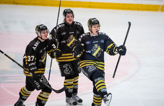 Esa Pirnes, AIK jublar