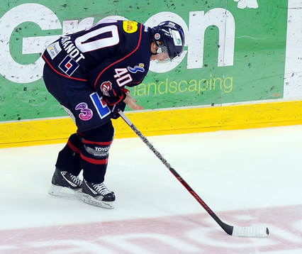 Pär Arlbrandt i LHC skadade handen