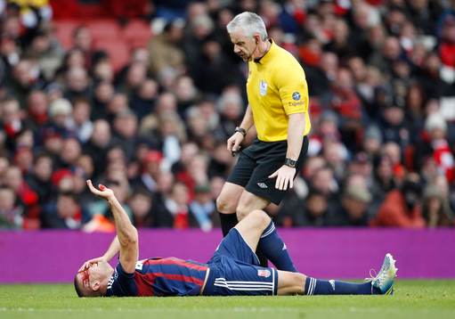 Bläddra bland fler bilder av Fotboll, Premier League, Arsenal - Stoke