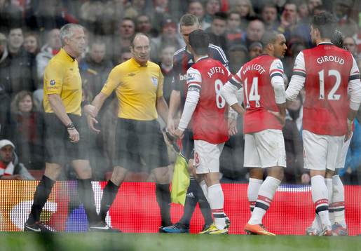 Football - Arsenal v Stoke City - Barclays Premier League