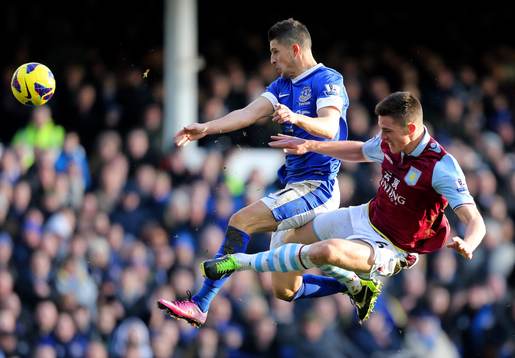 Football - Everton v Aston Villa - Barclays Premier League