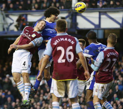 Football - Everton v Aston Villa - Barclays Premier League