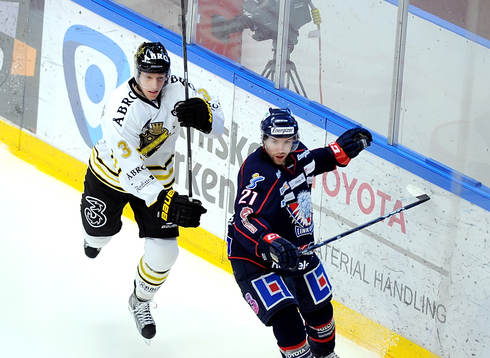 Nils Bäckström AIK och Joachim Nermark LHC