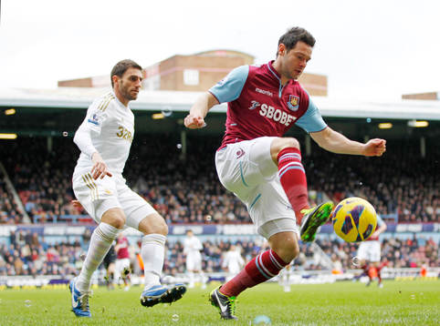 Bläddra bland fler bilder av Fotboll, Premier League, West Ham - Swansea