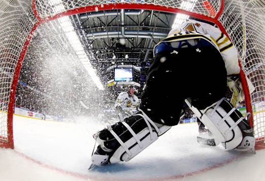 Bläddra bland fler bilder av Ishockey, försäsongträning, AIK
