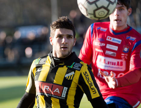 Moestafa El Kabir, Häcken