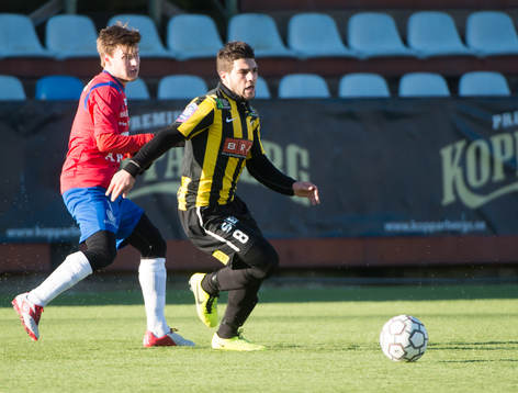 Moestafa El Kabir, Häcken