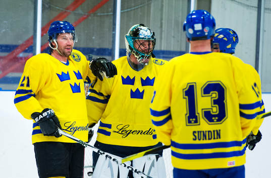 Peter Forsberg och Åke Lilljebjörn, målvakt