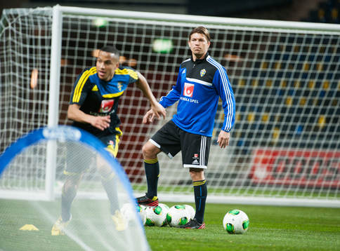 Sverige tränar på Friends Arena