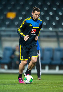 Sverige tränar på Friends Arena